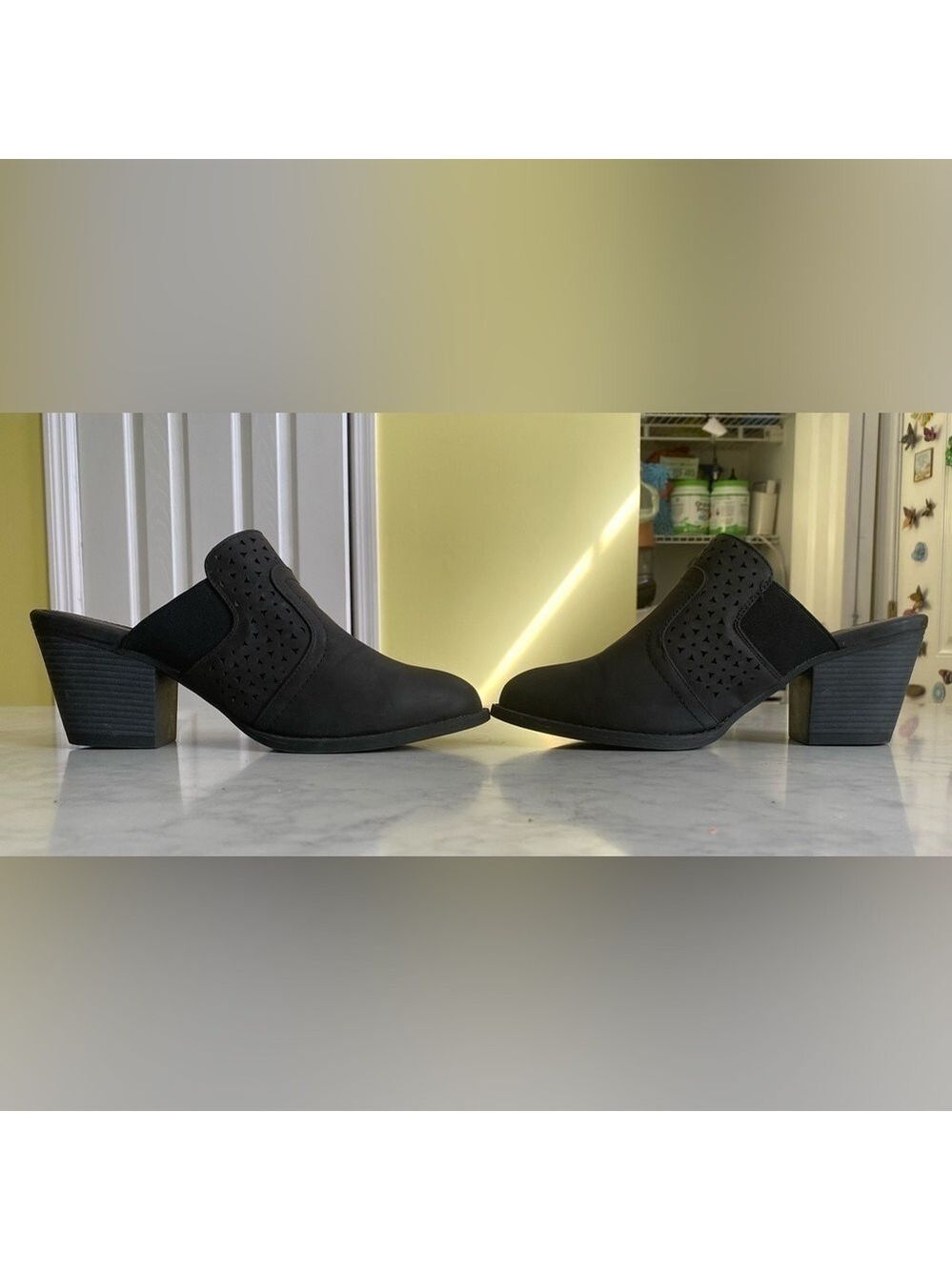 Cloudwalkers by Avenue Black Heeled Mules 10W